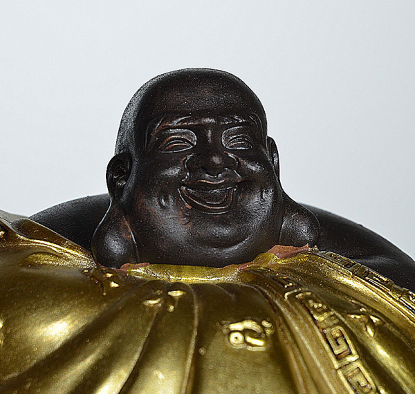 Lachender Buddha sitzend mit Geldsack Höhe 10 cm